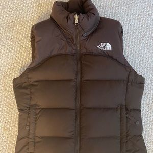 North face puffer vest. Great condition!